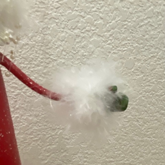 Retired 2005 DEPARTMENT 56 Christmas Krinkles Santa Holding Trees Figure - Picture 9 of 15